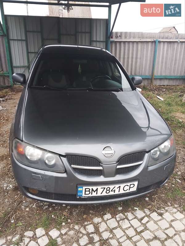 2005 nissan almera