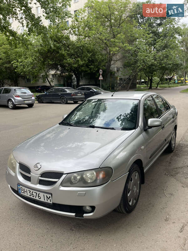 2006 nissan almera