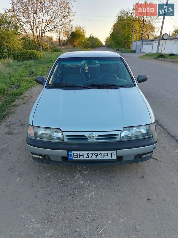 1990 nissan primera