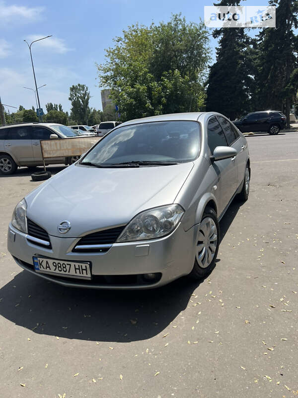 2002 nissan primera