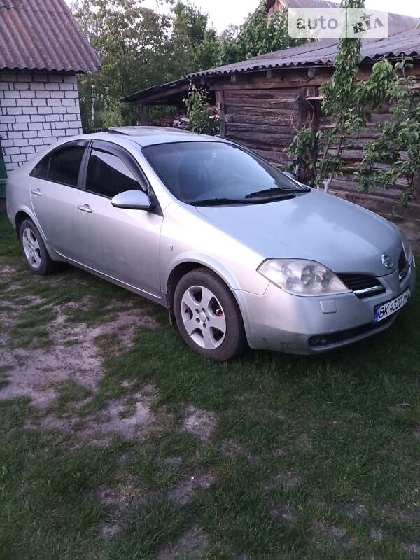 2002 nissan primera