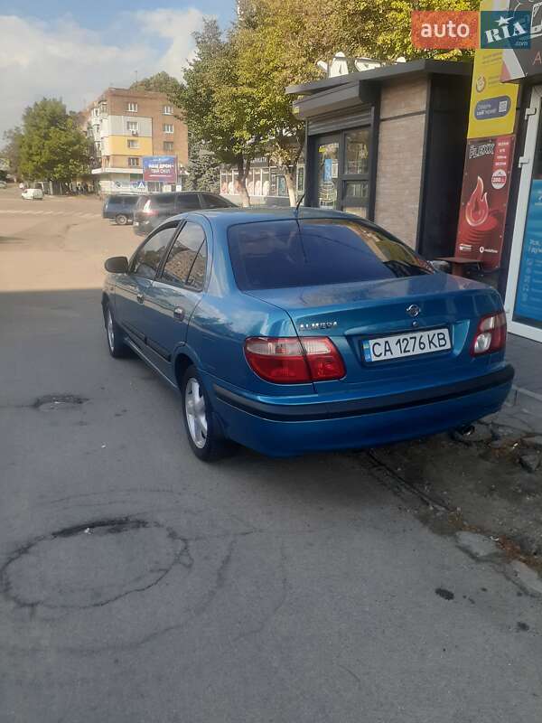 2001 nissan almera