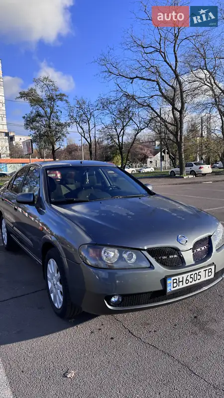 2002 nissan almera