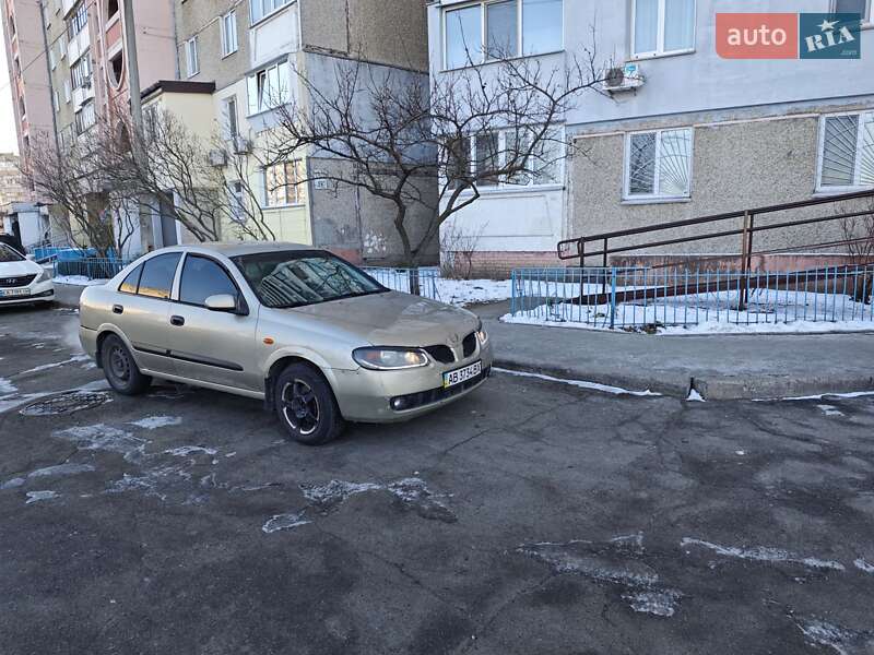 2003 nissan almera