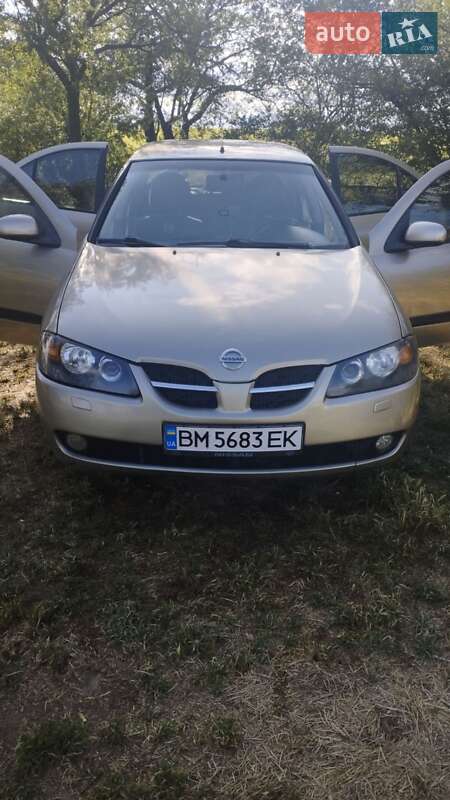 2005 nissan almera
