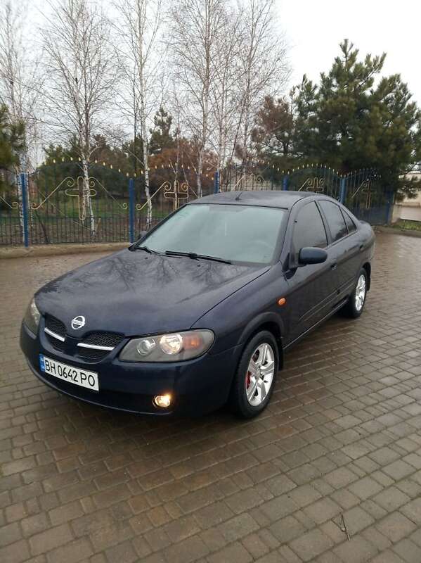 2005 nissan almera