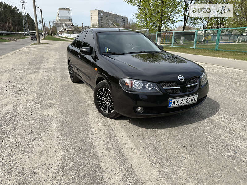 2005 nissan almera