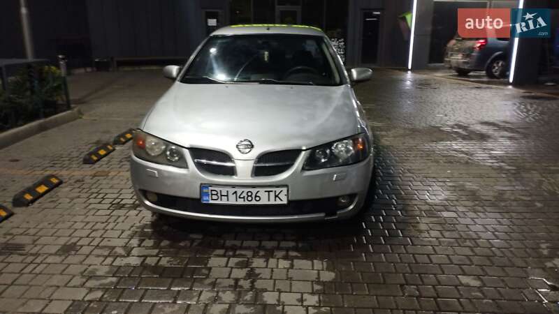 2005 nissan almera