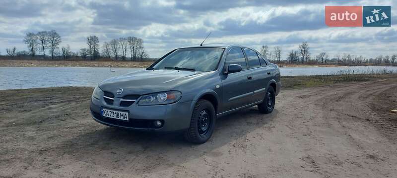 2005 nissan almera