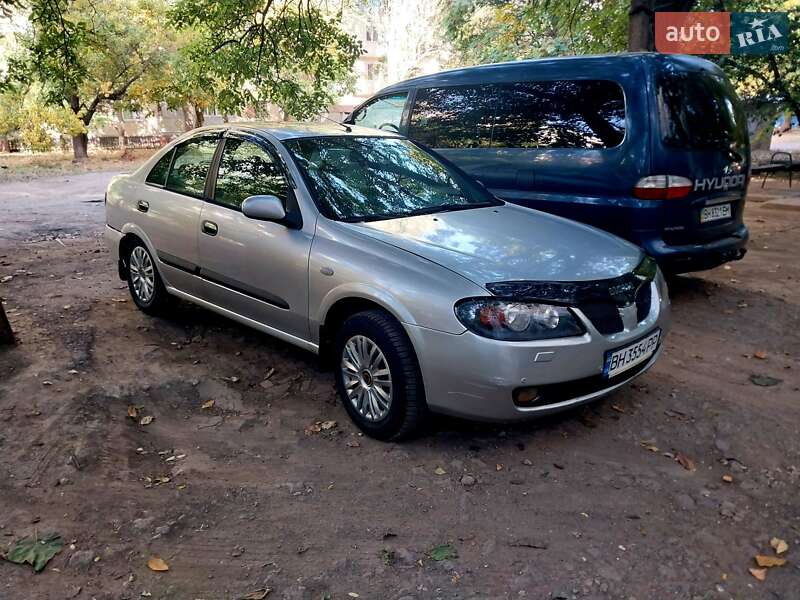 2006 nissan almera