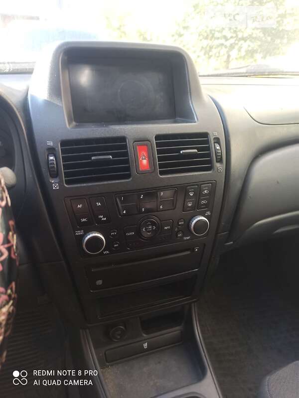2006 nissan almera