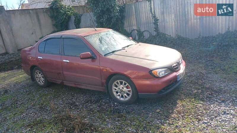 2001 nissan primera