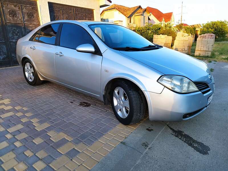 2004 nissan primera