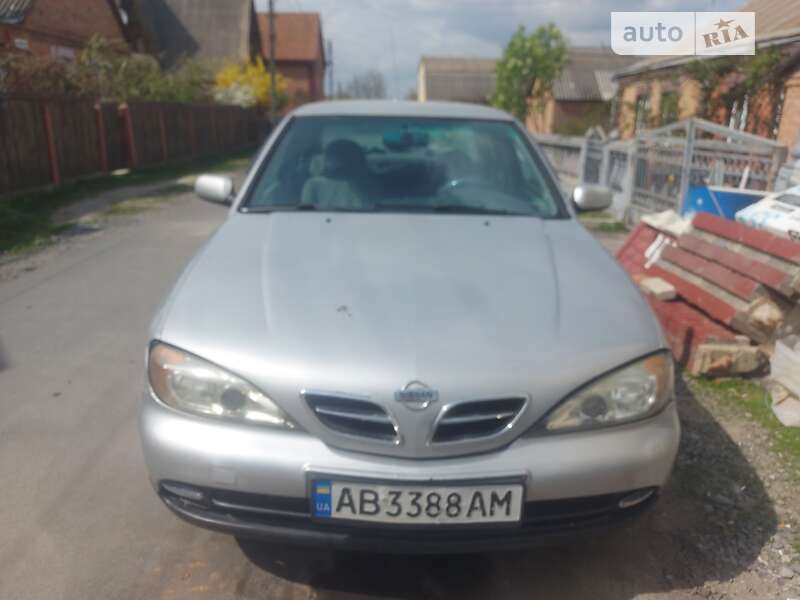 2000 nissan primera