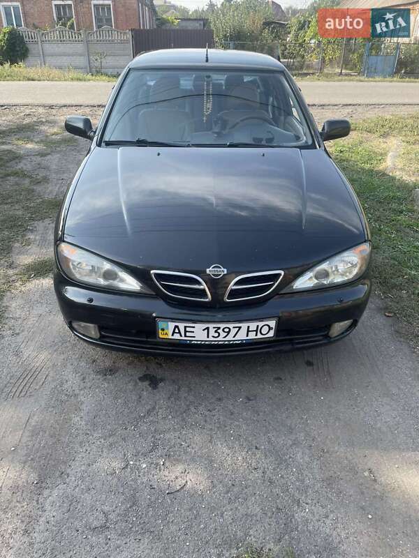 2000 nissan primera