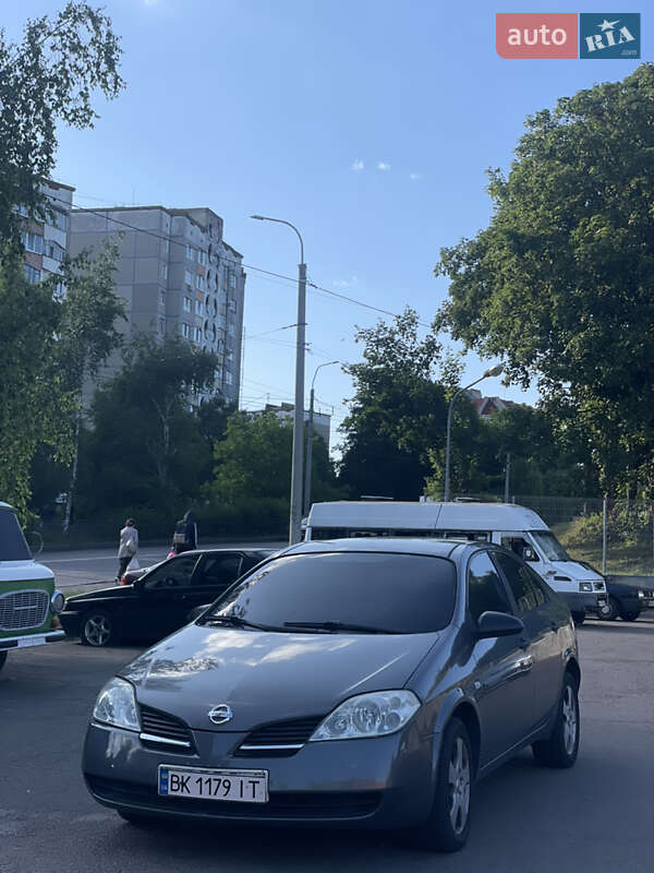 2002 nissan primera