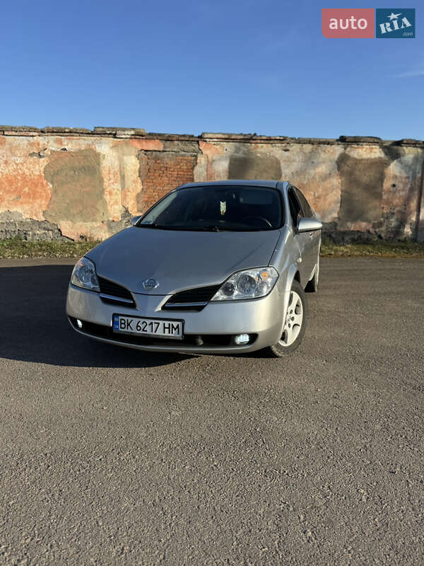 2002 nissan primera