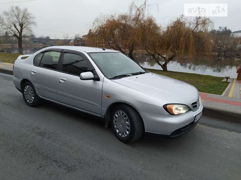 2001 nissan primera