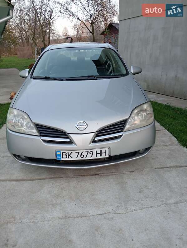 2005 nissan primera