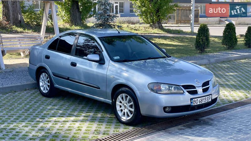 2005 nissan almera
