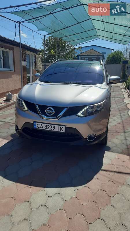 2014 nissan qashqai