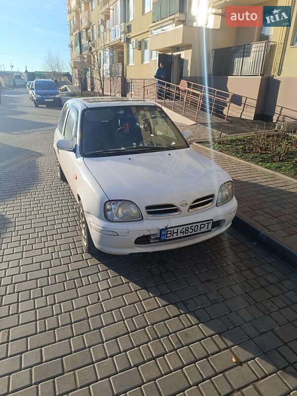 1998 nissan micra