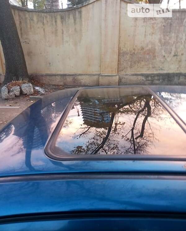 1998 nissan micra