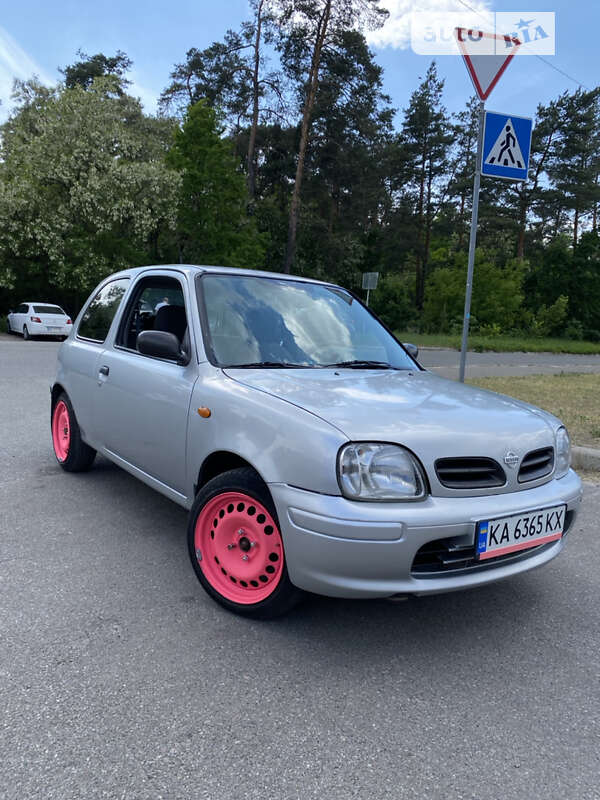 1999 nissan micra