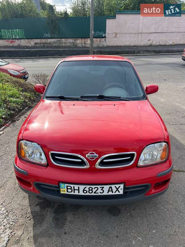 2001 nissan micra