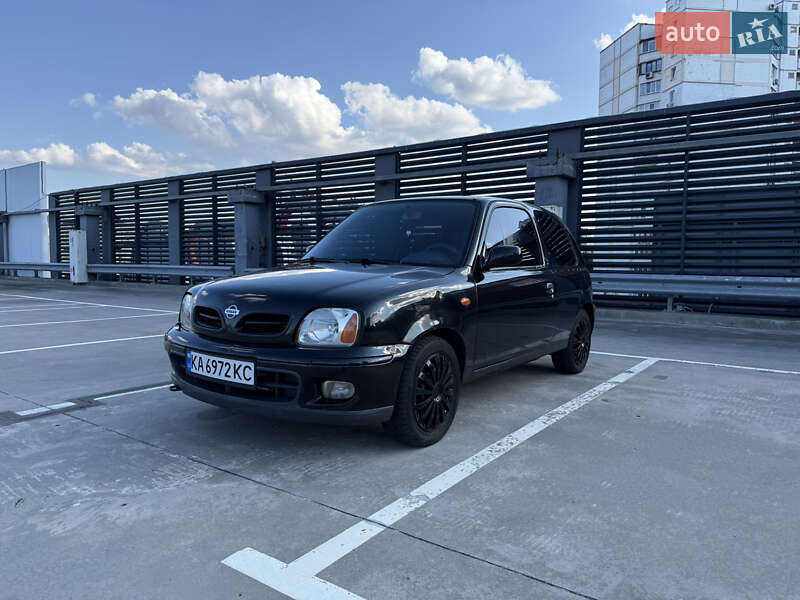 2001 nissan micra