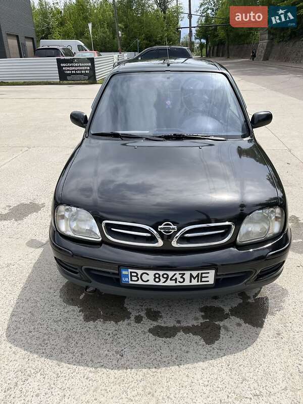 2001 nissan micra