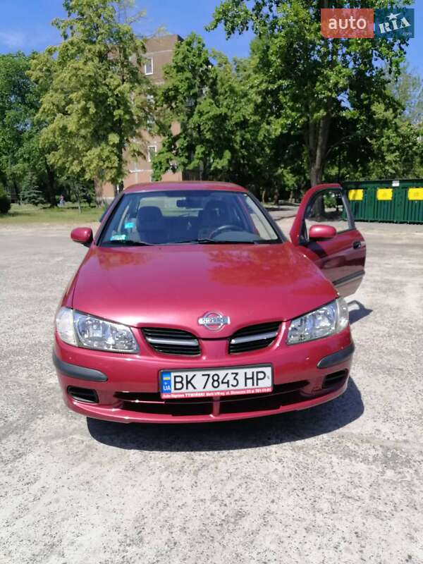 2001 nissan almera