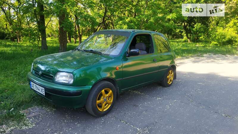1995 nissan micra