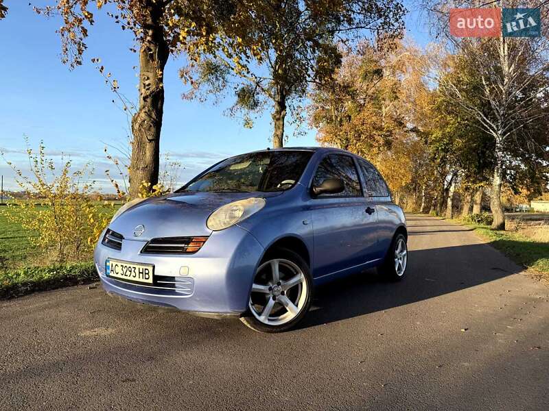 2003 nissan micra