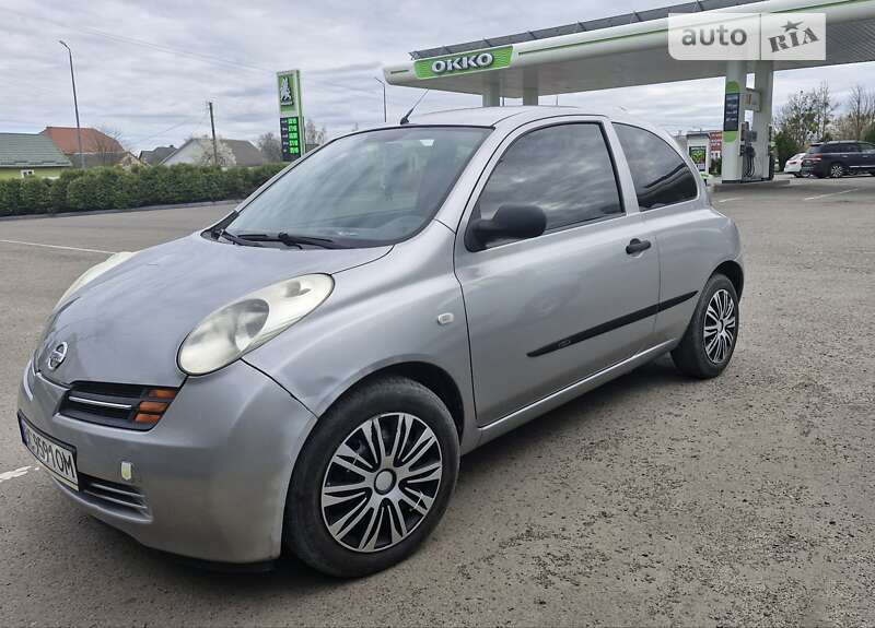 2004 nissan micra
