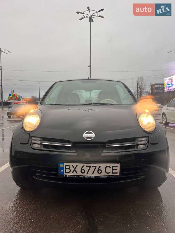 2004 nissan micra
