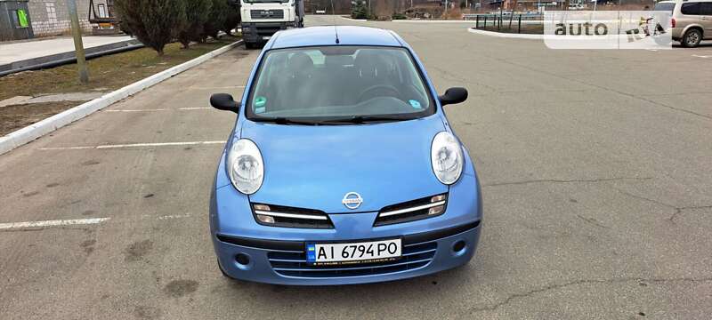 2005 nissan micra
