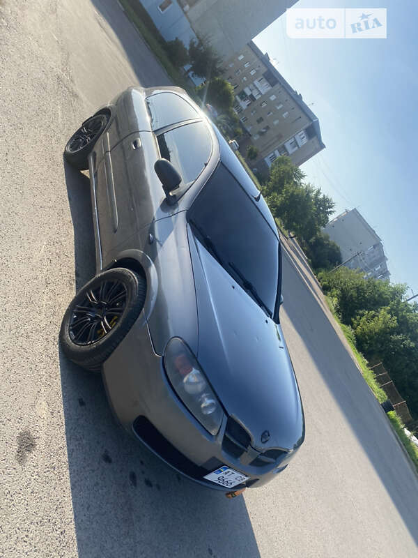 2004 nissan almera