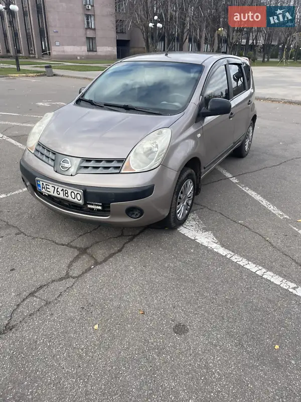 2006 nissan note