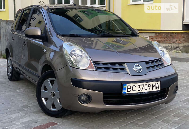2006 nissan note