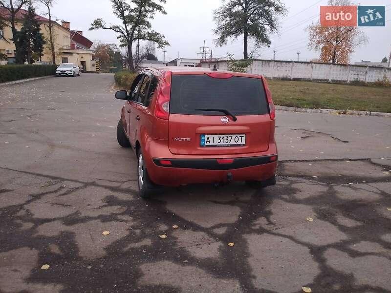 2006 nissan note