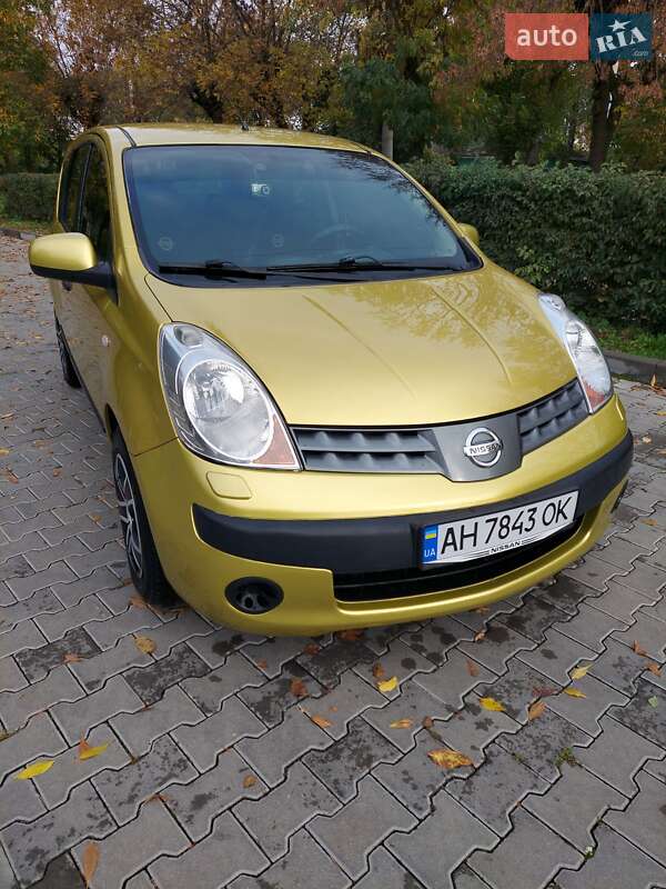 2006 nissan note