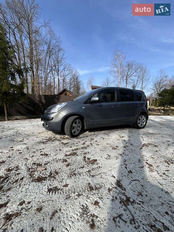2006 nissan note