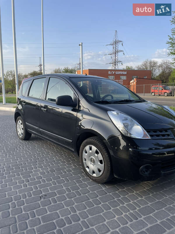 2008 nissan note