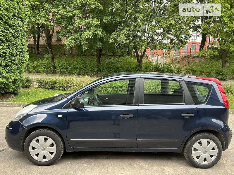 2008 nissan note
