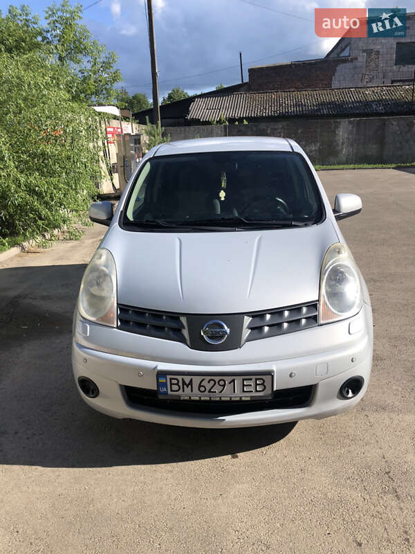 2008 nissan note