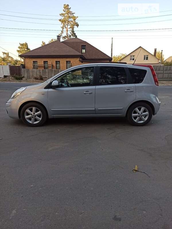 2008 nissan note