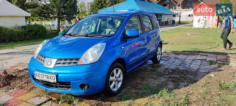 2008 nissan note