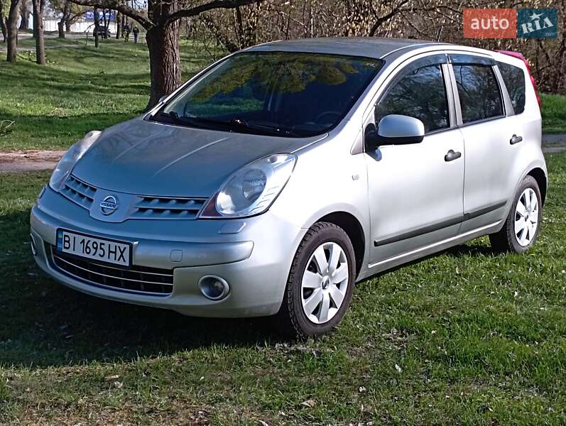 2008 nissan note