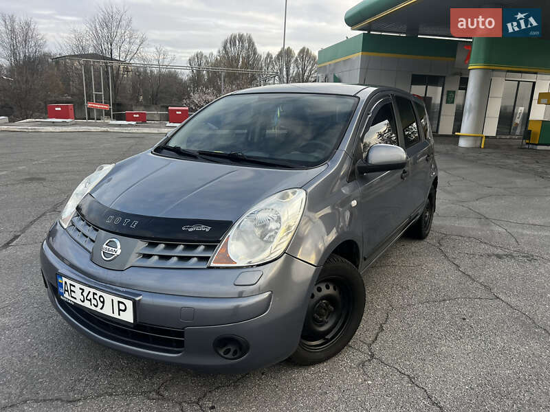 2008 nissan note